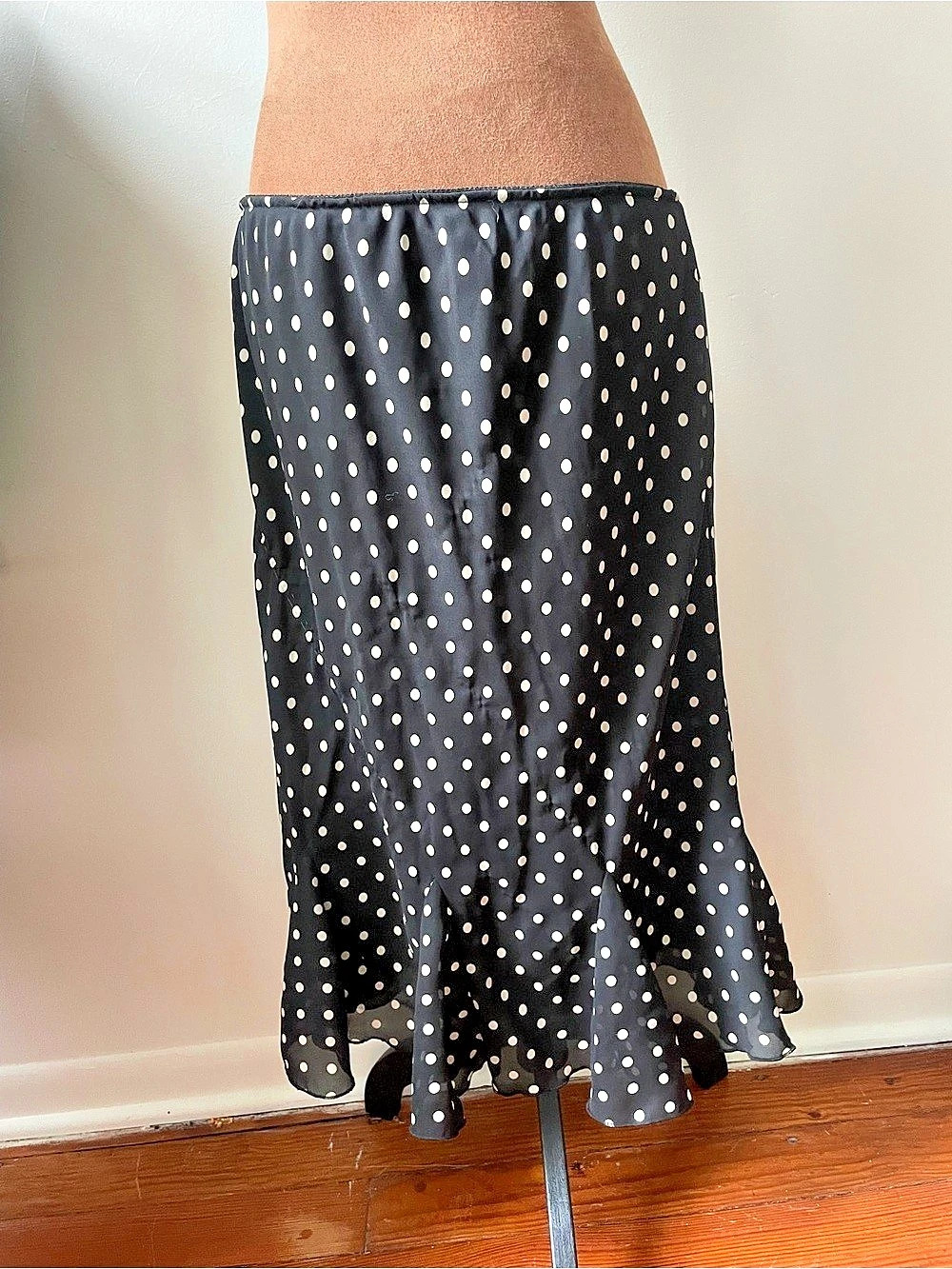 Worthington Polka Dot Midi Skirt in Black & White Size 12 Like New